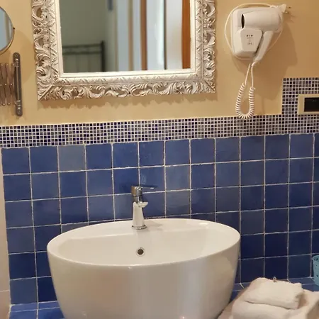 Sicily Luxury Couette-café 4*